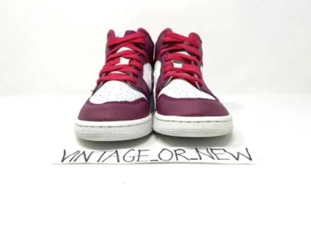 Girls Nike Air Jordan I 1 Mid True Berry Rush Pink GG GS...