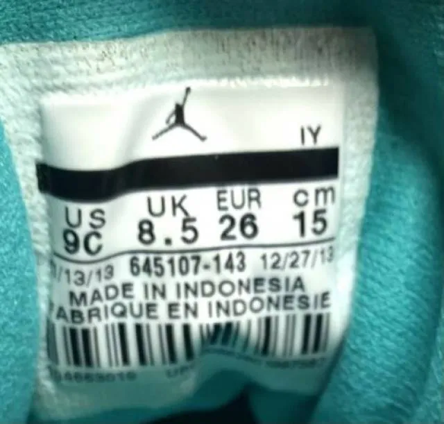 Girls Nike Air Jordan XI 11 Low Aqua Safari 2014 Retro 6...