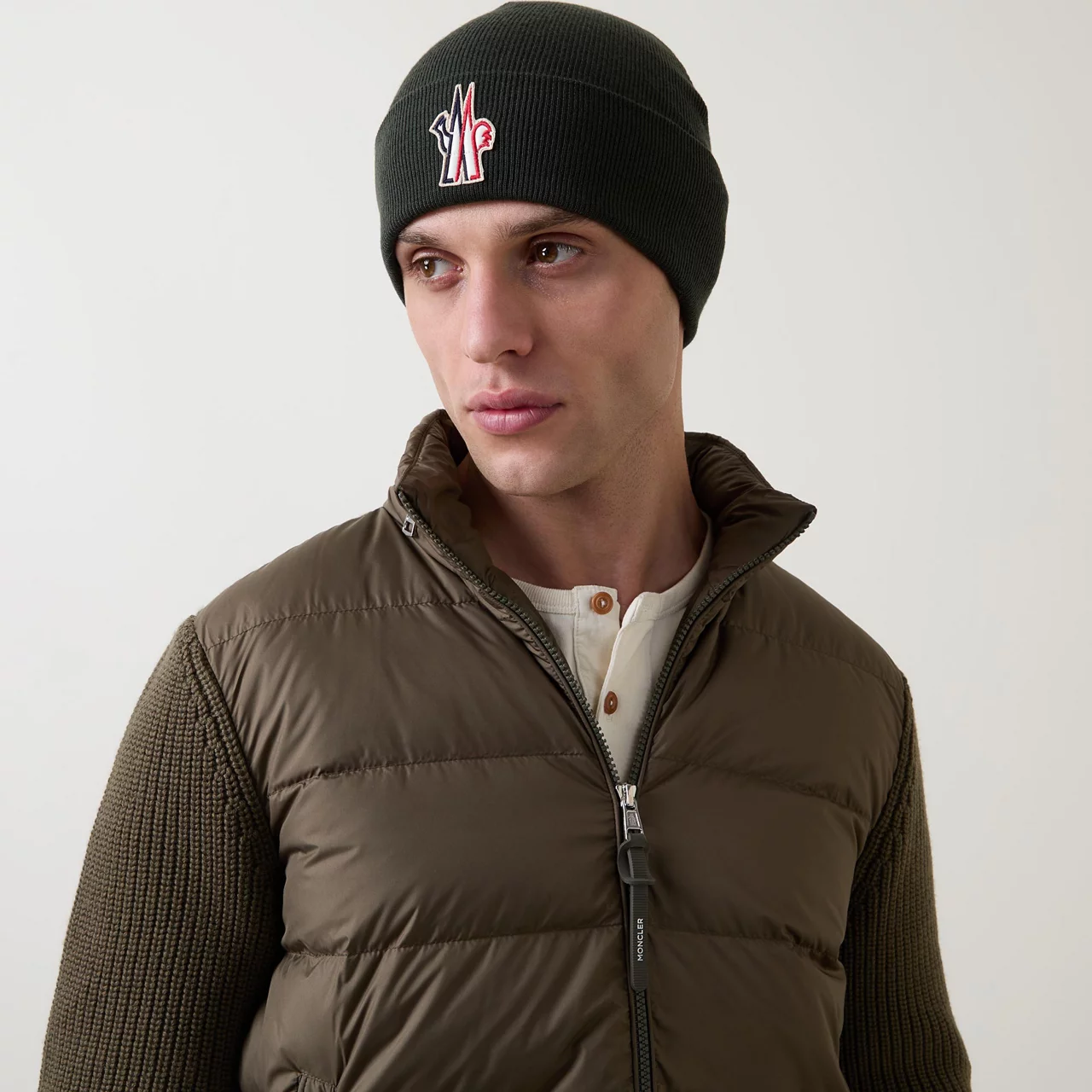 MONCLER Logo Badge Beanie - Green