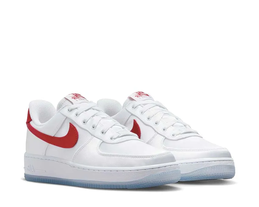 Nike Air Force 1 '07 ESS SNKR W