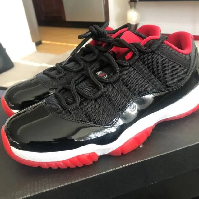 Nike Air Jordan 11 XI Bred Low US 11 UK 10