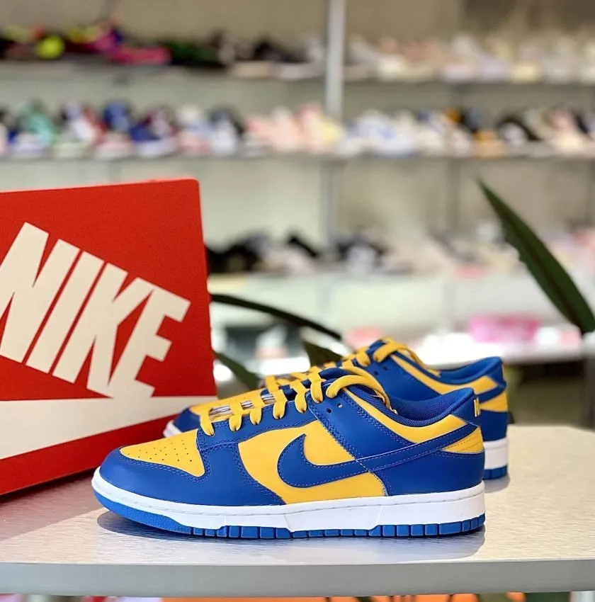 Nike Dunk Low ” UCLA “ 