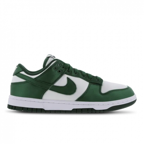 Nike WMNS Dunk Low