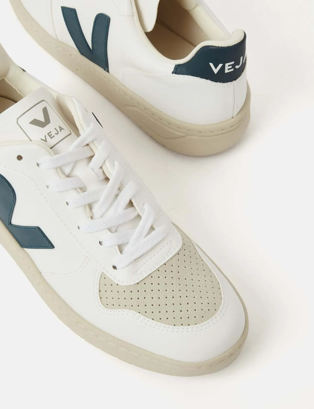 V-10 CWL Trainers - White/California