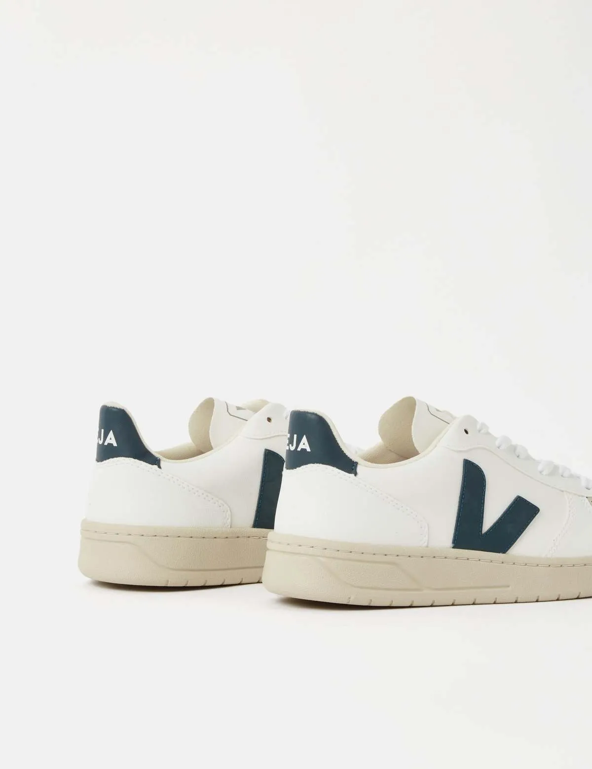 V-10 CWL Trainers - White/California