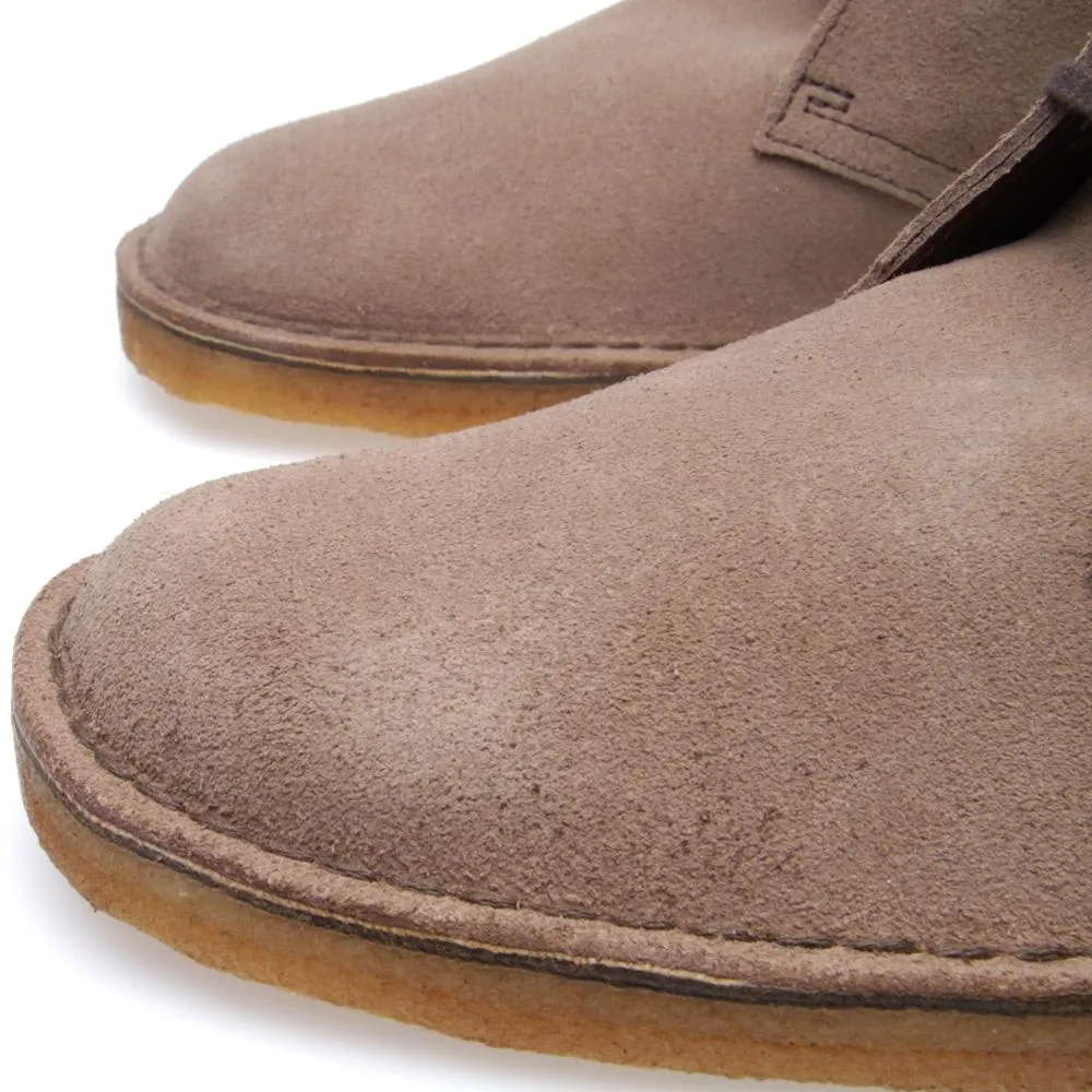 WTAPS x Clarks Originals Desert BootBeige